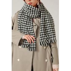 Soft cashmere black and white plaid scarf