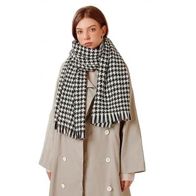 Soft cashmere black and white plaid scarf