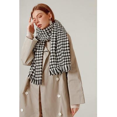 Soft cashmere black and white plaid scarf